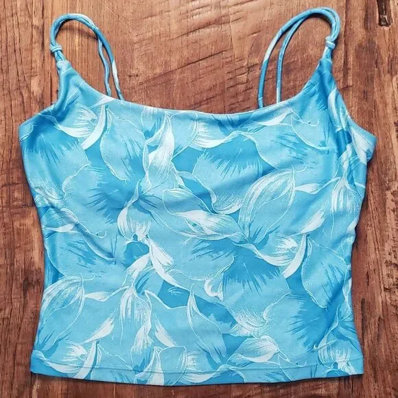 Nike Dri-Fit NWT Women Yoga Crop Top Floral Blue Size S - Picture 2 of 8